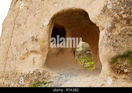 Cave House in Solid Rock Stockfoto