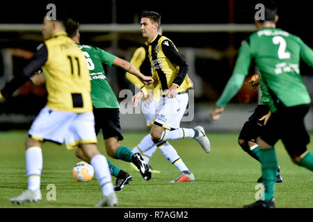 Arnheim, 08-12-2018, Papendal, Saison 2018 / 2019, Niederländische Tweede Divisie, Jong Vitesse player Joeri Potjes während des Spiels Jong Vitesse - Scheveningen 2-1 Stockfoto