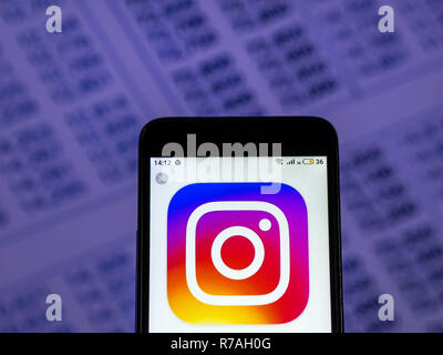 Kiew, Ukraine. 7 Dez, 2018. Instagram Logo auf dem Smartphone angezeigt. Quelle: Igor Golovniov/SOPA Images/ZUMA Draht/Alamy leben Nachrichten Stockfoto