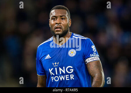 Leicester, Großbritannien. 8. Dez 2018. Wes Morgan von Leicester City in der Premier League Match zwischen Leicester City und Tottenham Hotspur für die King Power Stadion, Leicester, England am 8. Dezember 2018. Foto von Matthew Buchan. Nur die redaktionelle Nutzung, eine Lizenz für die gewerbliche Nutzung erforderlich. Keine Verwendung in Wetten, Spiele oder einer einzelnen Verein/Liga/player Publikationen. Credit: UK Sport Pics Ltd/Alamy leben Nachrichten Stockfoto