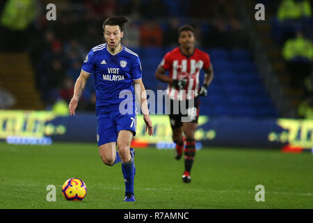 Cardiff, Großbritannien. 8. Dez 2018. Harry Arter von Cardiff City in Aktion. Premier League match, Cardiff City v Southampton an der Cardiff City Stadion am Samstag, den 8. Dezember 2018. Dieses Bild dürfen nur für redaktionelle Zwecke verwendet werden. Nur die redaktionelle Nutzung, eine Lizenz für die gewerbliche Nutzung erforderlich. Keine Verwendung in Wetten, Spiele oder einer einzelnen Verein/Liga/player Publikationen. pic von Andrew Obstgarten/Andrew Orchard sport Fotografie/Alamy leben Nachrichten Stockfoto