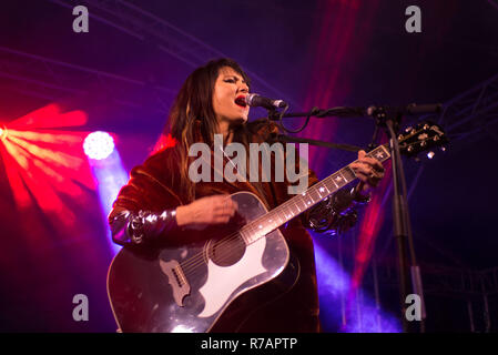 Aberdeen, Großbritannien. 8. Dez 2018. Schlafen in den Park. KT Tunstall führt ihren ersten Gig in der Nacht bevor, Dundee, Glasgow und Edinburgh. Credit Paul Glendell Credit: Paul Glendell/Alamy leben Nachrichten Stockfoto