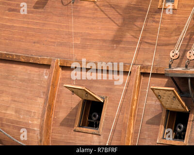 17. Jahrhundert Galleon Kanonen Stockfoto