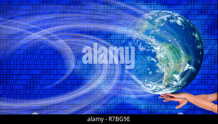 Große Weltkugel auf Händen Stockfoto