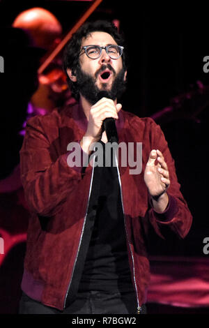 Josh Groban "Brücken Tour" 2018 in der vereinigten Mitte am 6. November 2018 in Chicago, IL, USA Mit: Josh Groban Wo: Chicago, Illinois, United States Wann: 06 Aug 2018 Quelle: Adam Bielawski/WENN.com Stockfoto