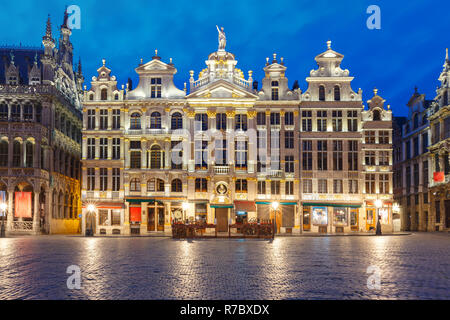 Grand Place entfernt in der Nacht in Belgien, Brüssel Stockfoto