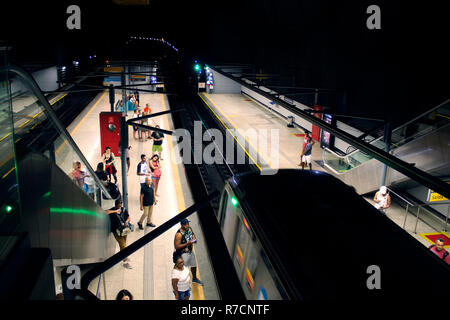 Rio de Janeiro, Brasilien. November 17, 2018. General Osorio metro station in Ipanema. Passagiere warten auf der Station U-Bahn in die Stadt von Rio Stockfoto