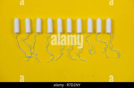 Baumwolle Tampon. Frauen Komfort, Hygiene und Schutz. Stockfoto