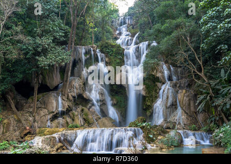 Kuang Si Wasserfall in der Nähe von Luang Prabang Stockfoto