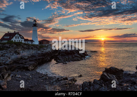 Portland-Leuchtturm bei Sonnenaufgang Stockfoto