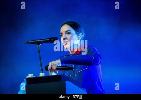 Main, Italien. 8. Dez 2018. Jain Live at Fabrique © Roberto Finizio / alamy Leben Nachrichten Stockfoto