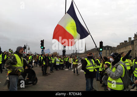 Bordeaux, Frankreich 8. Dez 2018. : Gelbe weste Proteste gegen die Erhöhung der Steuern auf Benzin und Diesel eingeführt, Regierung von Frankreich Credit: sportpoint/Alamy leben Nachrichten Stockfoto