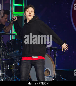 Chicago, USA. 8. Dez 2018. Lauv führt während der 2018 B 96 Pepsi Jingle Bash an der Allstate Arena am 8. Dezember 2018 in Chicago, Illinois. Foto: David Davis für imageSPACE/MediaPunch Credit: MediaPunch Inc/Alamy leben Nachrichten Stockfoto