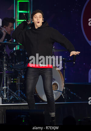 Chicago, USA. 8. Dez 2018. Lauv führt während der 2018 B 96 Pepsi Jingle Bash an der Allstate Arena am 8. Dezember 2018 in Chicago, Illinois. Foto: David Davis für imageSPACE/MediaPunch Credit: MediaPunch Inc/Alamy leben Nachrichten Stockfoto