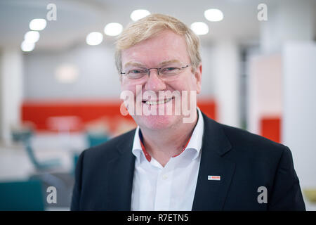 Gerlingen, Deutschland. 07 Dez, 2018. Stefan Hartung, ehemaliger Bosch-geschäftsführer für die Energie- und Gebäudetechnik. Vom 1. Januar 2019, Hartung wird der neue Geschäftsführer für die Mobility Solutions Division. Credit: Sebastian Gollnow/dpa/Alamy leben Nachrichten Stockfoto