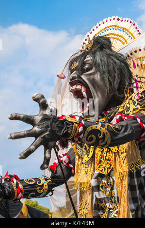 Kostüm an der Jember Fashion Festival, Ost Java, Indonesien erarbeiten Stockfoto