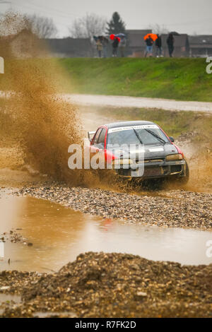 Sveta Nedelja, Kroatien - 25. November 2018. 9 Rally zeigen Santa Domenica. Daniel Vojvodic und Tajana Vojvodic aus Kroatien Racing im Mitsubishi Stockfoto