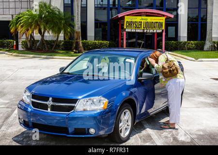 Florida Fort Ft. Lauderdale, Maroone Dodge, Chrysler Konkurs, Wirtschaftskrise, Händler, Händler, neue Autos, Autos, Einzelhandelsprodukte, Vitrine Verkauf Stockfoto