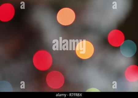 Weihnachten bokeh, bunte, Lichter am Weihnachtsbaum. Stockfoto