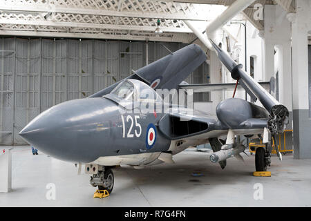 De Havilland Sea Vixen FAW 2 auf der Anzeige im Imperial War Museum, Duxford Stockfoto