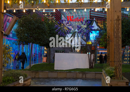 Westfield Shopping Center, Mall, Weihnachtsschmuck, Stratford, London, UK Stockfoto