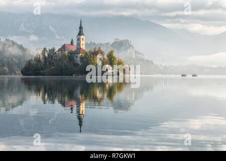 Kirche der Himmelfahrt der heiligen Maria, Insel, See von Bled Bled, Slowenien Stockfoto