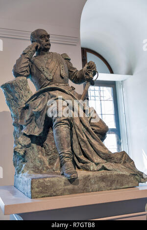 BERLIN, DEUTSCHLAND - 14. JULI 2018: Kaiser Wilhelm Statue im Deutschen Historischen Museum. Hier war eine ehemalige preußische Arsenal aus dem Beginn des 18. Stockfoto