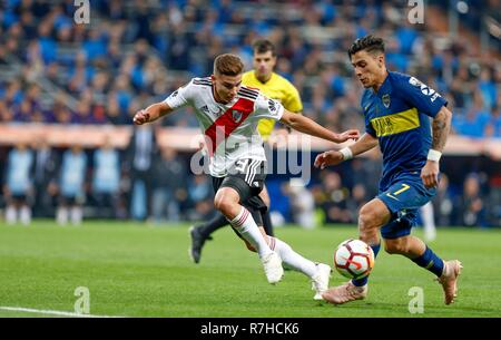 Madrid, Spanien. 9 Dez, 2018. Cristian David Pavon (Boca Juniors) in Aktion während der zweiten Etappe Übereinstimmung zwischen River Plate und Boca Juniors im Finale der Copa CONMEBOL Libertadores 2018 Estadio Santiago Bernabeu in Madrid. River Plate gewann den Titel der Copa Libertadores 2018 durch das Schlagen von Boca Juniors. Credit: Manu Reino/SOPA Images/ZUMA Draht/Alamy leben Nachrichten Stockfoto