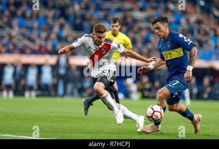 Cristian David Pavon (Boca Juniors) in Aktion während der zweiten Etappe Übereinstimmung zwischen River Plate und Boca Juniors im Finale der Copa CONMEBOL Libertadores 2018 Estadio Santiago Bernabeu in Madrid. River Plate gewann den Titel der Copa Libertadores 2018 durch das Schlagen von Boca Juniors. (Endstand River Plate 3-1 Boca Juniors) Stockfoto