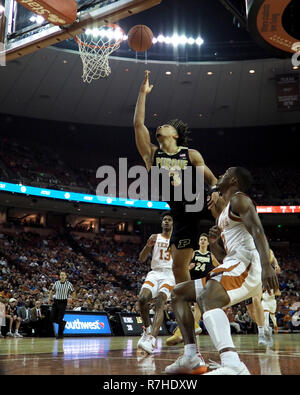 Austin, Texas, USA. 9. Dez 2018. Carsen Edwards #3 der Purdue Kesselschmiede in Aktion die Texas Longhorns am Frank Erwin Center in Austin Texas vs. Texas Niederlagen Purdue 72-68. Robert Backman/Cal Sport Media. Credit: Cal Sport Media/Alamy leben Nachrichten Stockfoto