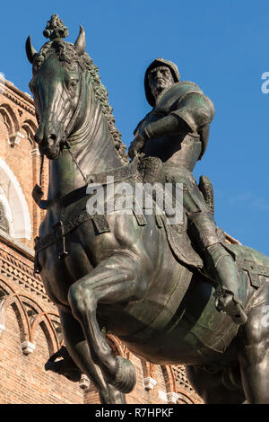 Detail der Reiterstatue von Bartolomeo Colleoni, a Renaissance Skulptur von Andrea Del Verrocchio, in Venedig, Italien. Stockfoto