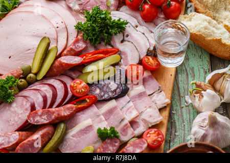 Vorspeisen Satz von Fleisch und Brot, Ansicht schließen Stockfoto