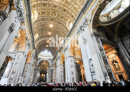 Italienische Renaissance Papale Maggiore Basilica di San Pietro in Vaticano (Päpstlichen Basilika St. Peter im Vatikan) aufgeführten Weltkulturerbe der UNESCO an. Stockfoto