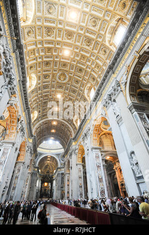 Italienische Renaissance Papale Maggiore Basilica di San Pietro in Vaticano (Päpstlichen Basilika St. Peter im Vatikan) aufgeführten Weltkulturerbe der UNESCO an. Stockfoto