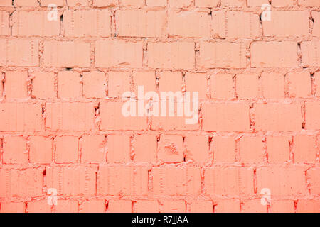 Bemalte Mauer, trendige Farbe, im städtischen Hintergrund, Platz für Text. Horizontale Textur. Abstrakte moderne Hintergrund Stockfoto