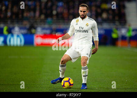 Huesca, Spanien. 09 Dez, 2018. Carvajal von Real Madrid (2) während der LaLiga Match zwischen SD Huesca und Real Madrid im El Alcoraz. Credit: Daniel Marzo/Pacific Press/Alamy leben Nachrichten Stockfoto