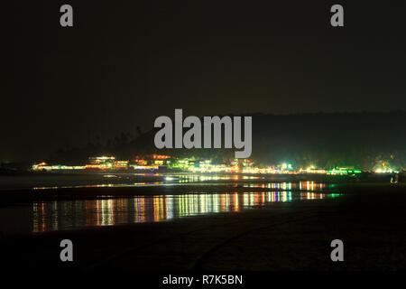 Arambol Dorf in Goa an tiefe Nacht Stockfoto