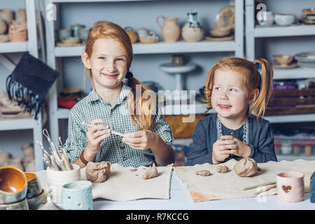 Fröhliche Stimmung während der Lektion Stockfoto