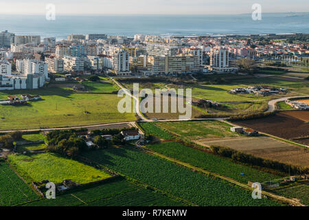 Die Küste und den Atlantik an der Costa da Caparica, Almada, Lissabon, Portugal Stockfoto