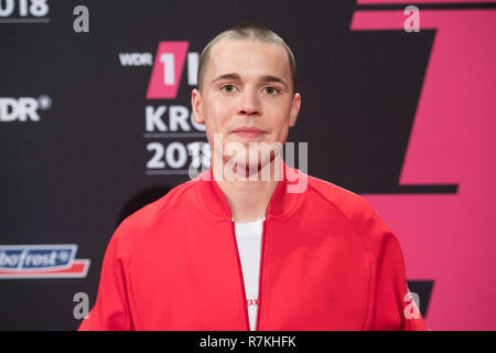 Bochum, Deutschland. 07 Dez, 2018. Felix JAEHN, Musiker, Sänger, Sängerin, Büste Porträt, auf dem roten Teppich der EinsLive Krone Zeremonie am 06.12.2018 in Bochum/Deutschland | Verwendung der weltweiten Kredit: dpa/Alamy leben Nachrichten Stockfoto