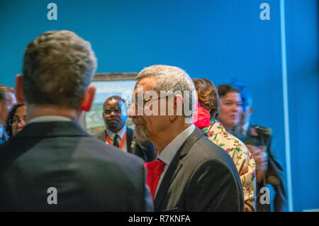 Amsterdam, Niederlande. 10. November 2018. Besuch des Kap Verde Präsident Jorge Carlos De Almeida Fonseca und seine Frau Ligia Dias Fonseca im Van Gogh Museum in Amsterdam Die Niederlande 2018 Credit: Robert vantgarde Hoenderdaal/Alamy leben Nachrichten Stockfoto