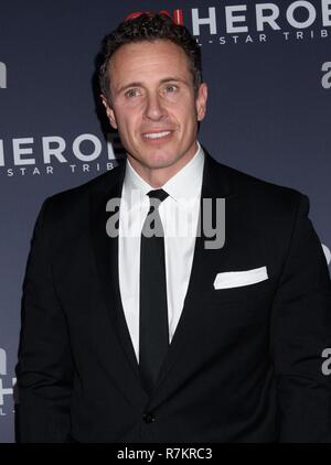 New York, NY, USA. 9. Dezember, 2018. Chris Cuomo in der Ankunftshalle für die 12. jährlichen CNN Helden: Ein All-Star Tribute, American Museum of Natural History, New York, NY, 9. Dezember 2018. Credit: RCF/Everett Collection/Alamy leben Nachrichten Stockfoto