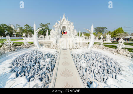 Tor des Himmels, Wat Rong Khun oder weiße Tempel, Chiang Rai, Thailand Stockfoto
