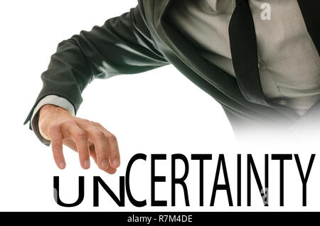 Ändern Wort untreu in Gläubigen durch Wegdrücken Buchstaben un. Stockfoto