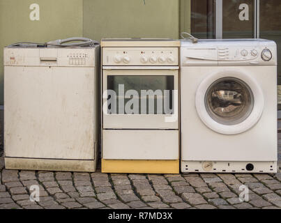 Entsorgung von elektrischen und elektronischen Geräten Stockfoto