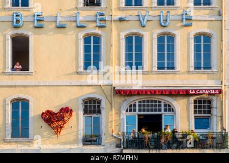 Frankreich, Bouches-du-Rhone, Marseille, alter Hafen, Fassade des Hotel Bellevue Stockfoto