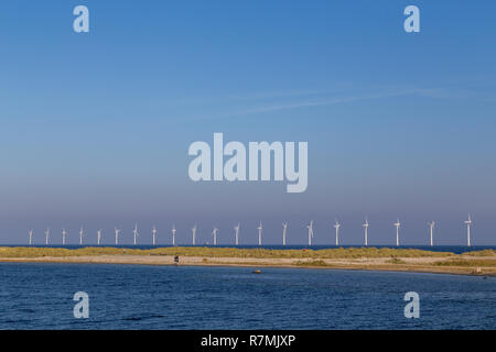 Offshore-windenergie-Anlagen in den Amager Strand in Kopenhagen Stockfoto