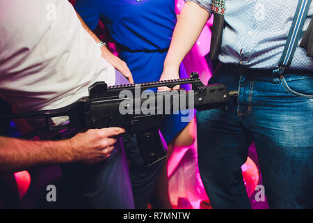 Automatisches Maschinengewehr, Hand hald, aus der Nähe. Stockfoto