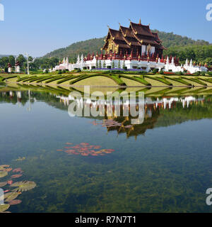 Ho Kham Luang Royal Flora Expo, die traditionelle thailändische Architektur im Lanna Stil, Chiang Mai, Thailand Stockfoto