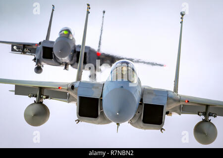 United States Air Force (USAF) McDonnell Douglas F-15 Eagle auf der Flucht. Im Royal International Air Tattoo (RIAT) fotografiert. Stockfoto
